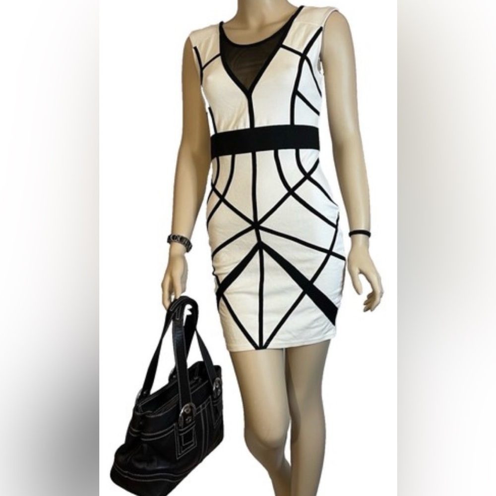 Arden B Geometric Mini Dress Black/White L